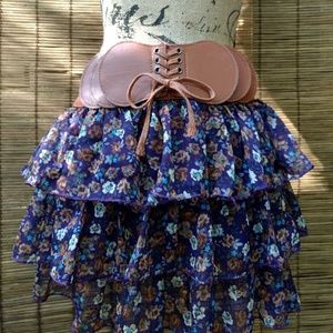floral print skirt
